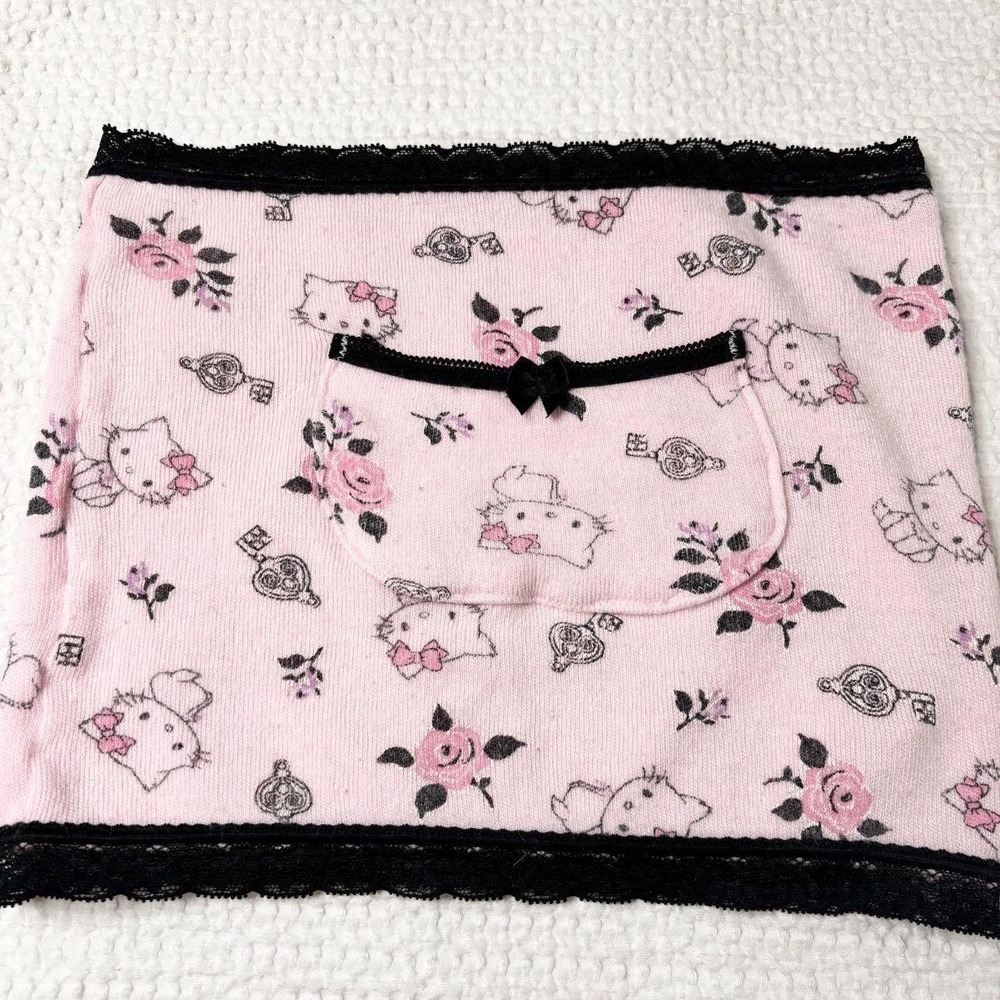 2007 Sanrio Hello Kitty knit lace-trim tube top - Picture 2 of 5